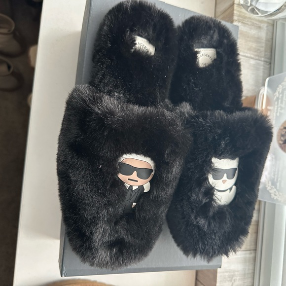 Karl Lagerfeld Shoes - Karl Lagerfeld
| Women's Lucile Karl & Choupette Faux Fur Slipper | Black